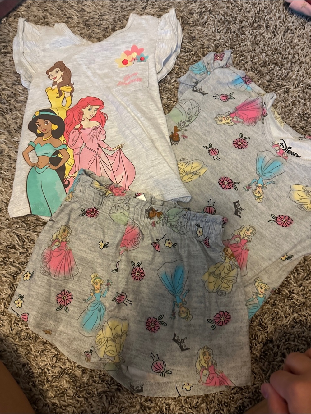 Disney Gray Princess Print Kids Pajama Set with Pink, Blue & Yellow Accents 3t